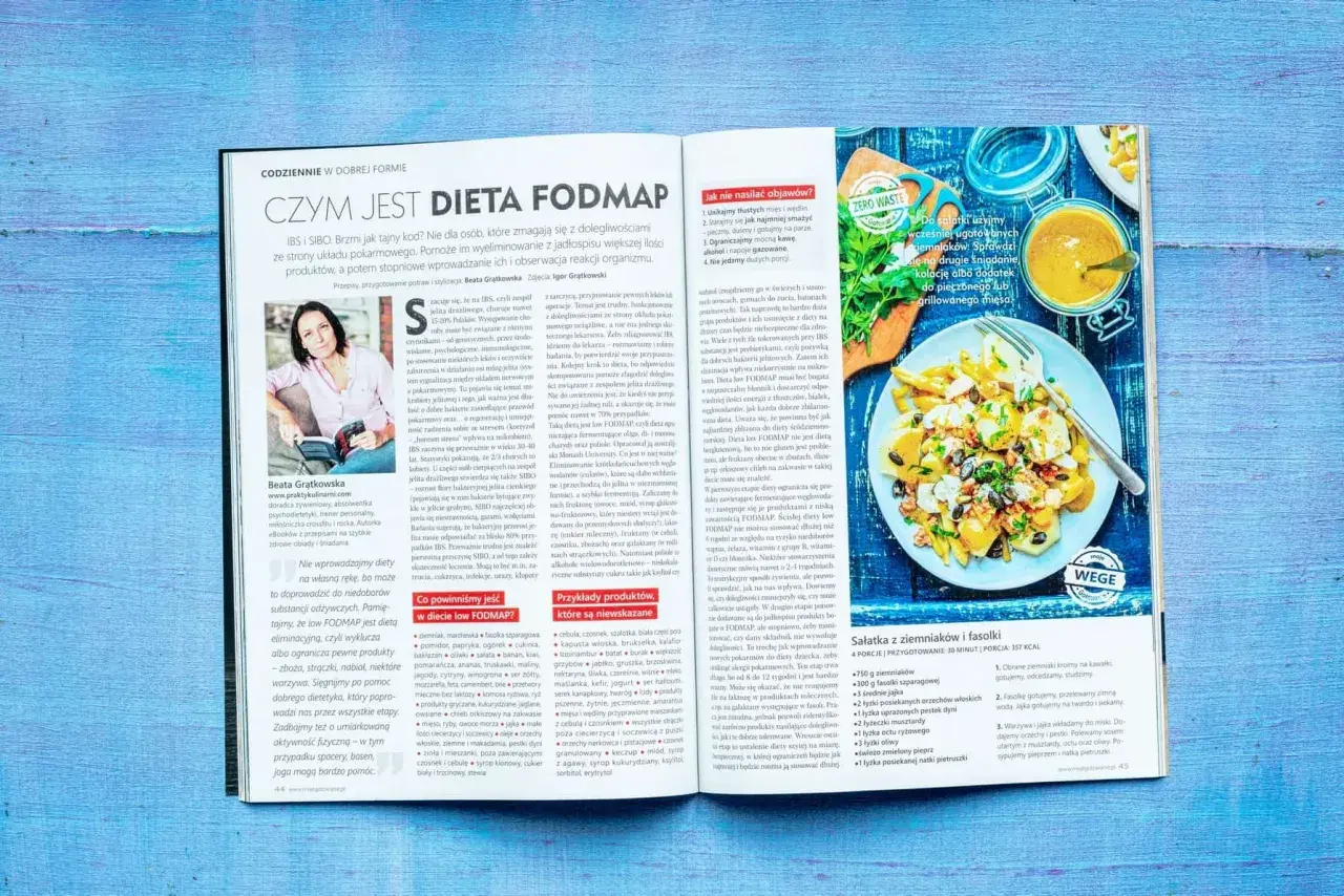Dieta low FODMAP pomaga przy dolegliwościach jelitowych. Na zdjęciu przepis na sałatkę z ziemniaków i fasolki.