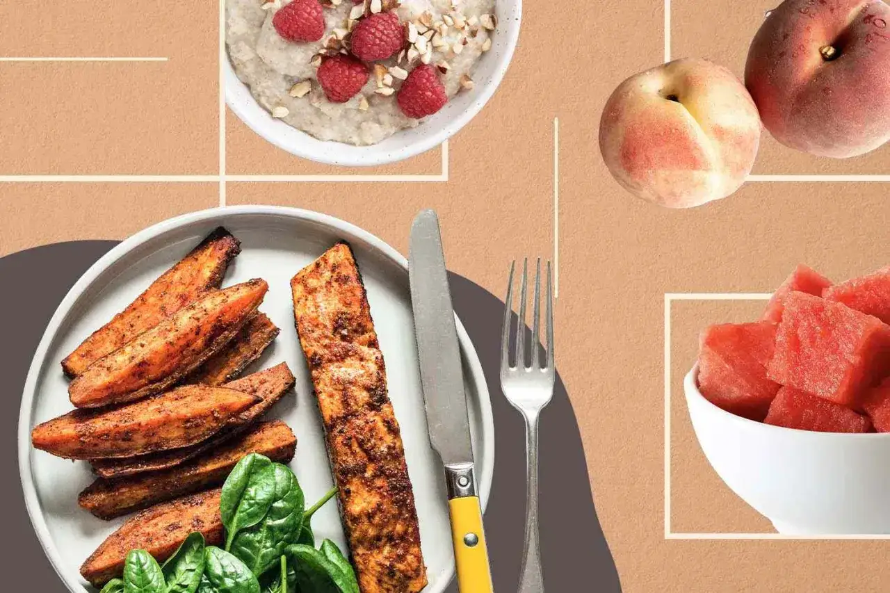 Zdrowe posiłki: łosoś, bataty, szpinak, owsianka z malinami, brzoskwinie i arbuz. Idealne na dietę 1200 kcal efekty po 2 tygodniach.